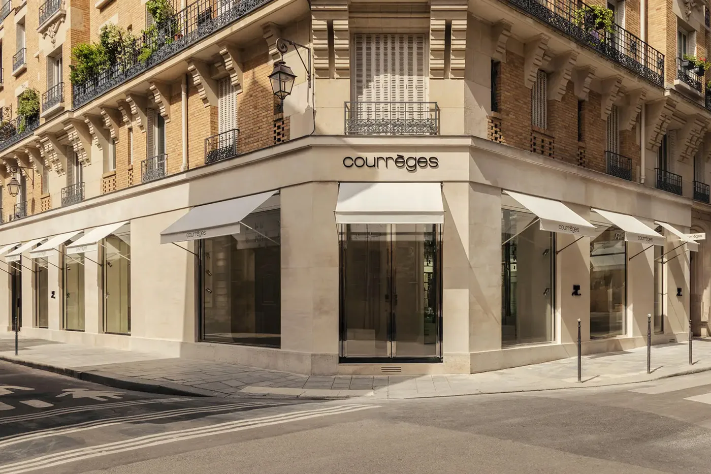 Courrèges runway show — Courtesy of Courrèges